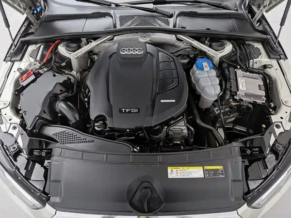 Audi A4L 2018