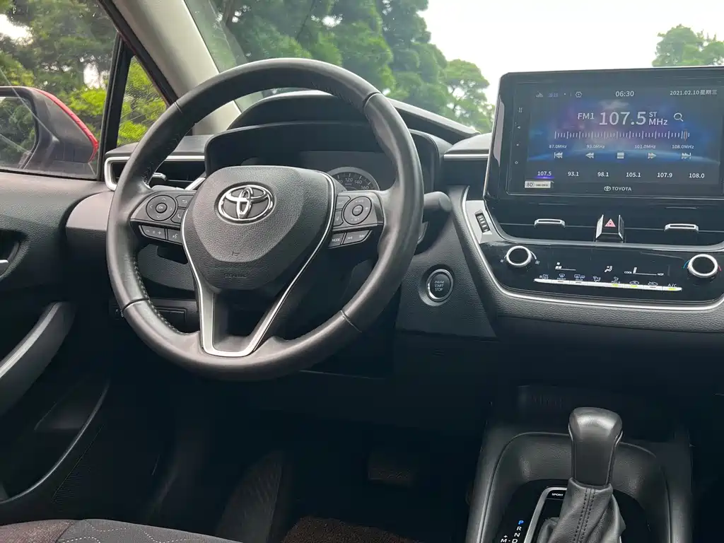 Toyota Corolla 2019 — фото 13