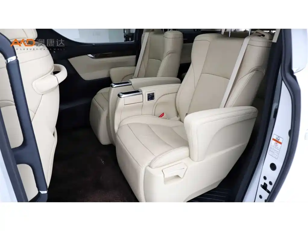 Toyota Alphard 2022 — фото 7