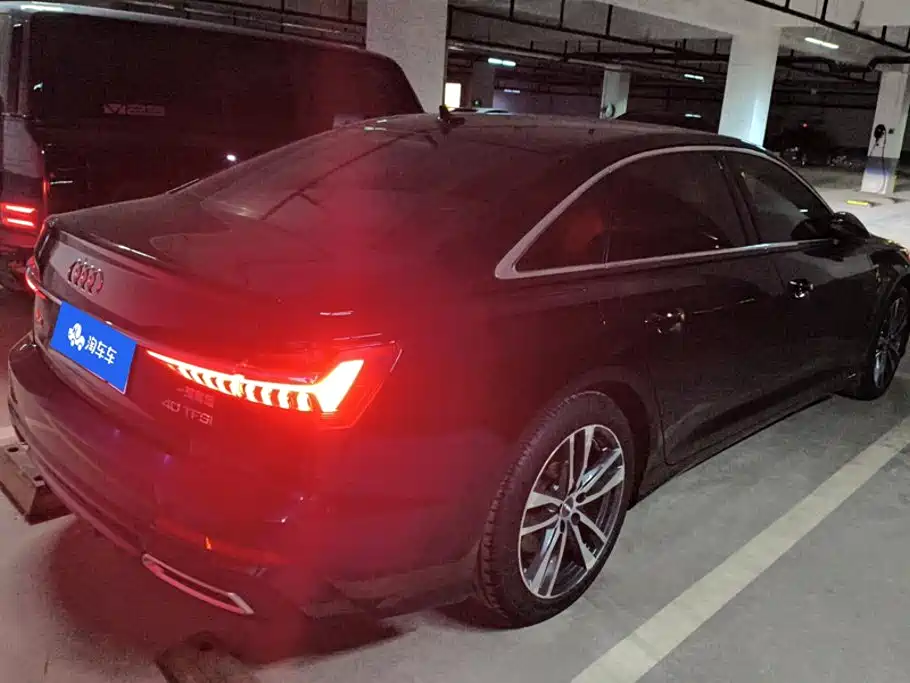 Audi A6L 2022