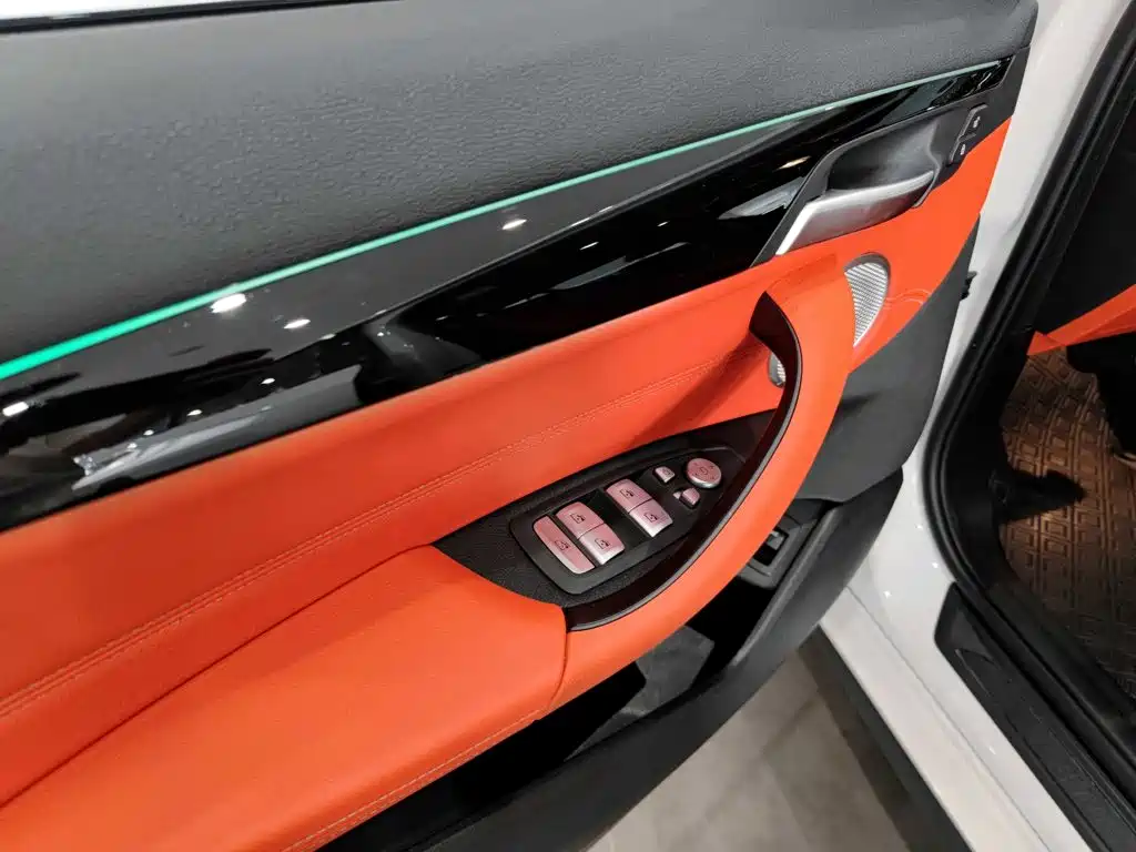 BMW X2 2021 — фото 13