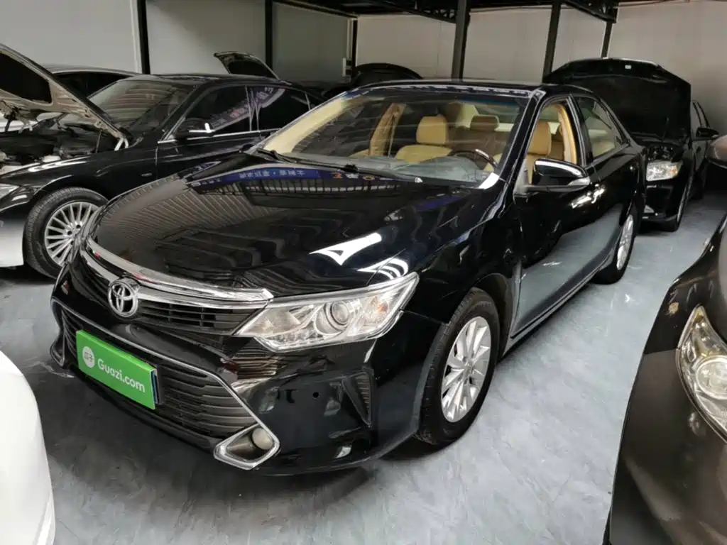 Toyota Camry 2015