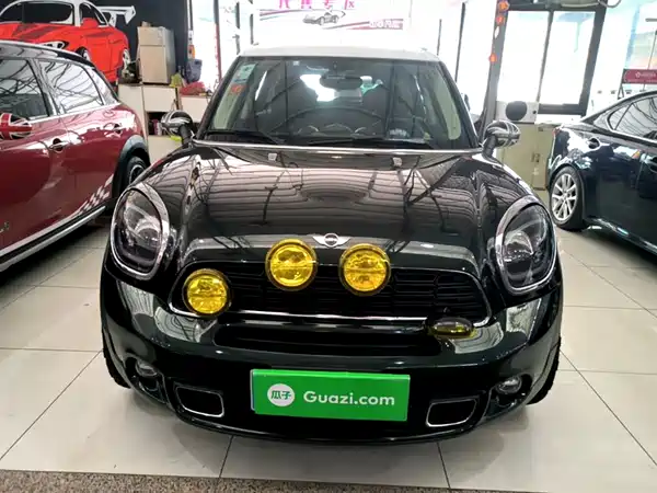 MINI Countryman 2012