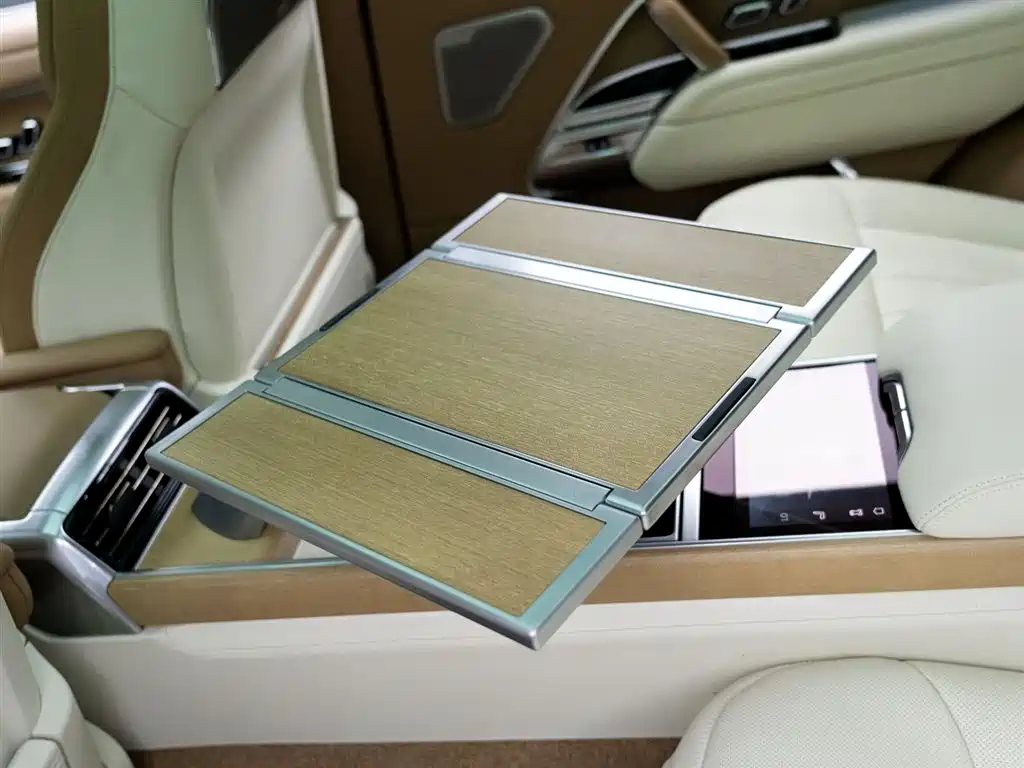 Land Rover Range Rover 2025 — фото 14