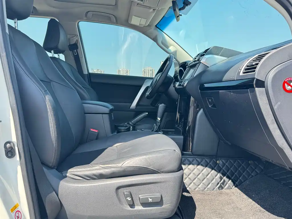 Toyota Prado 2016