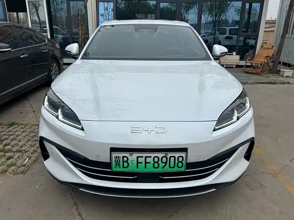 BYD Seal 06 2025