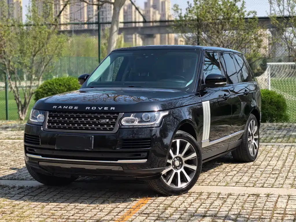 Land Rover Range Rover 2018 — фото 1