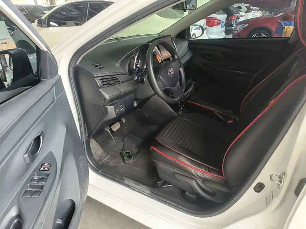 Toyota Vios FS 2017 — фото 16