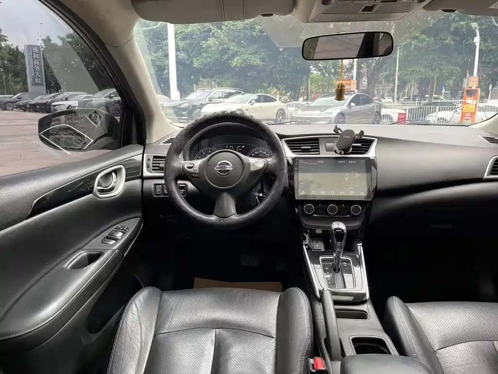 Nissan Sylphy 2018 — фото 13