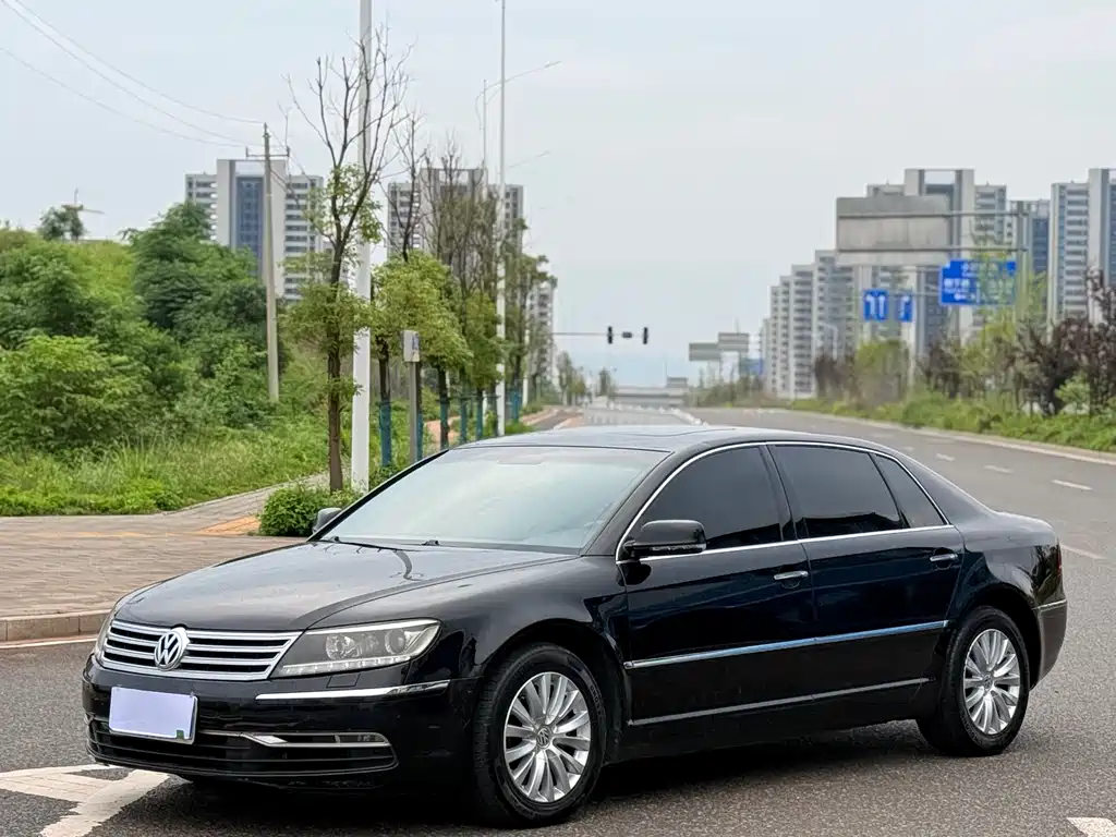 Volkswagen Phaeton 2012