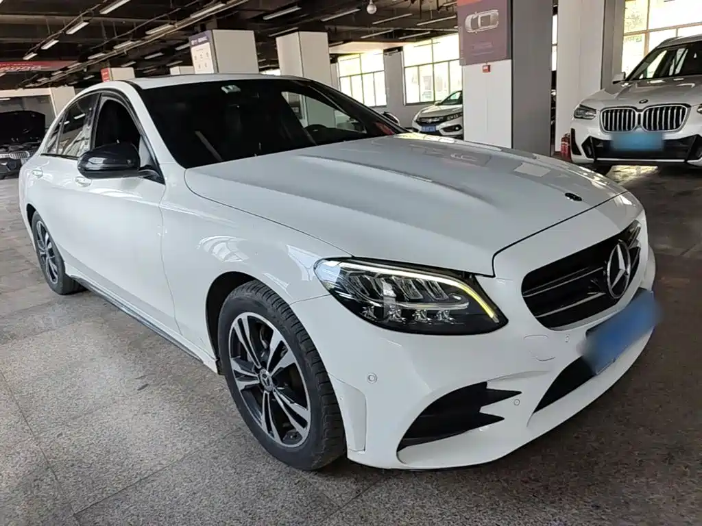 Mercedes-Benz C-Class 2019