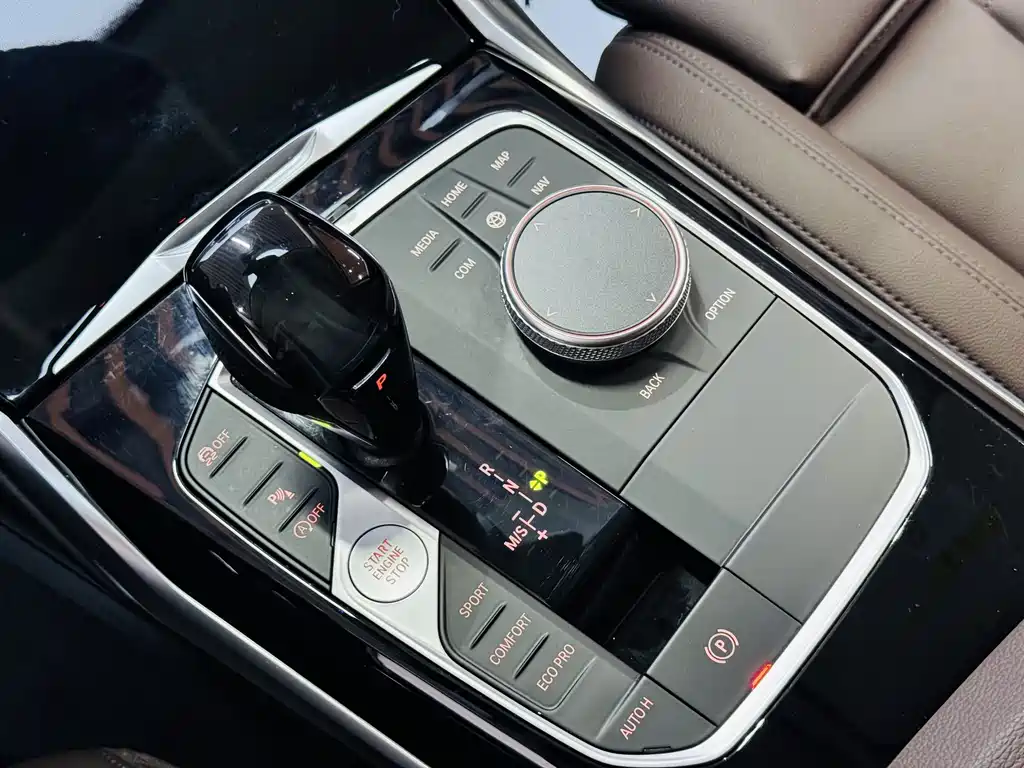 BMW 3 Series 2020 — фото 13