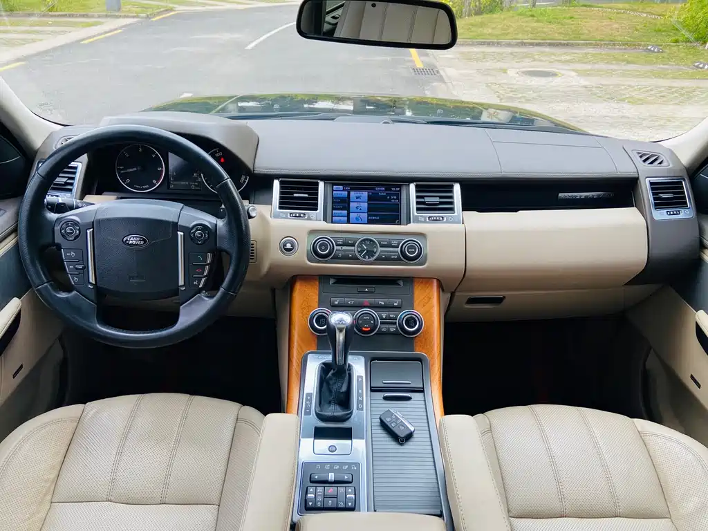 Land Rover Sport 2012 — фото 15
