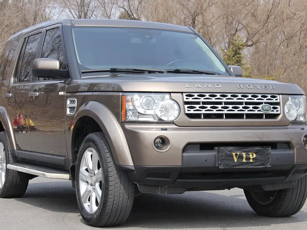 Land Rover Discovery 2014 — фото 2