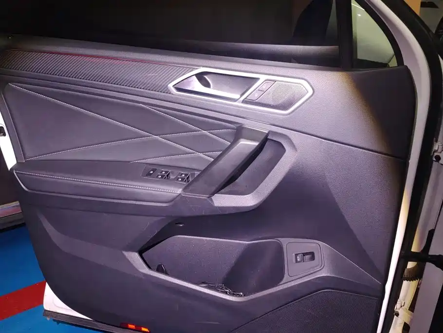 Volkswagen Tiguan L 2023