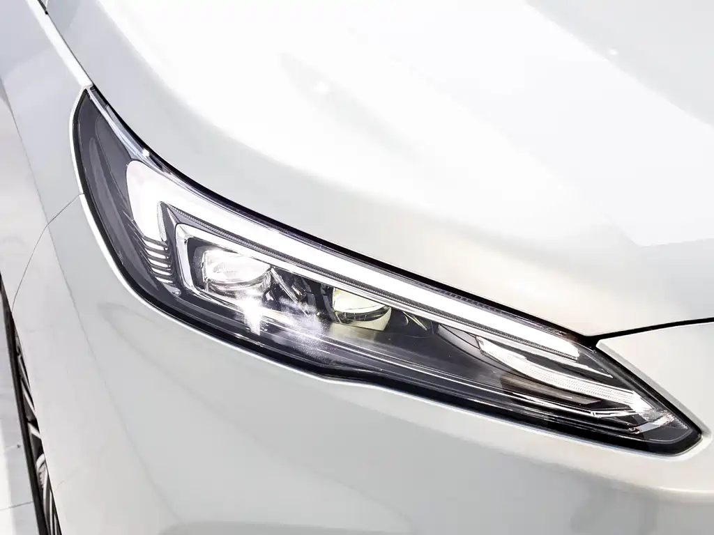 Buick GL8 New Energy 2025 — фото 23