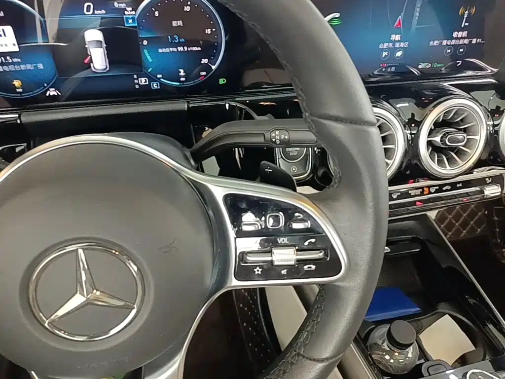 Mercedes-Benz GLA 2024 — фото 14
