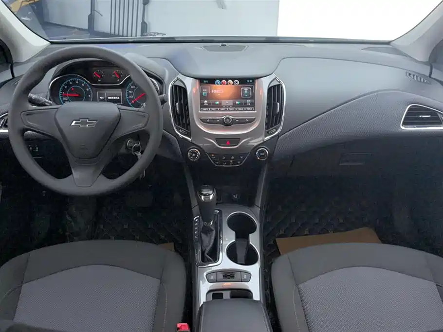 Chevrolet Cruze 2019 — фото 12