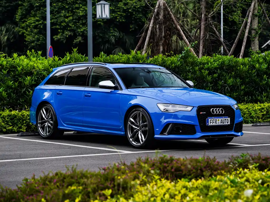 Audi RS 6 2019 — фото 35