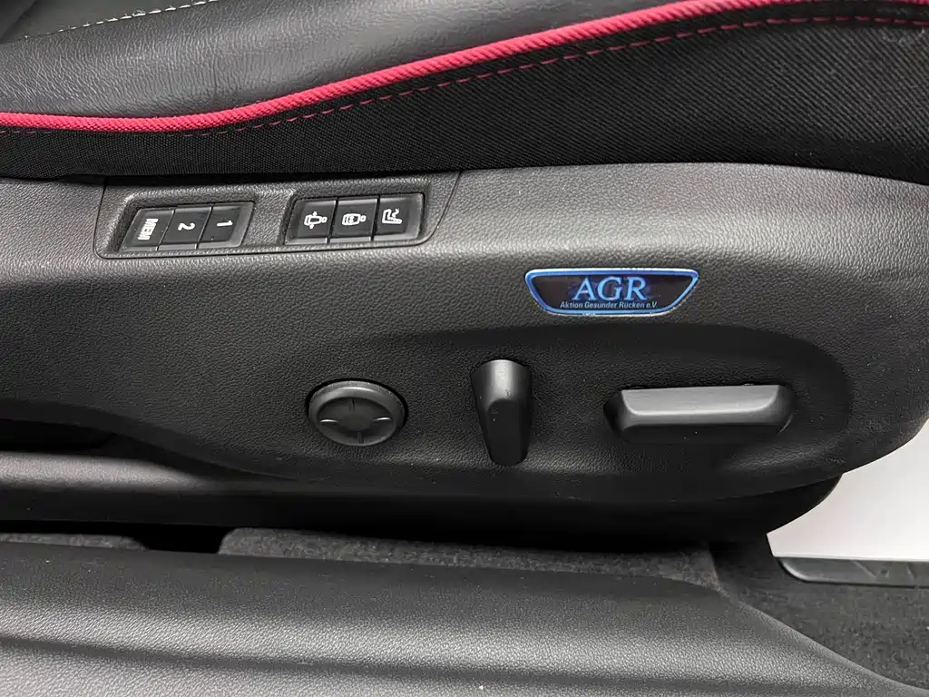 Buick Regal 2020 — фото 25