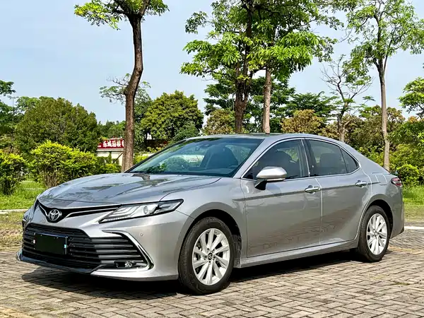 Toyota Camry 2021