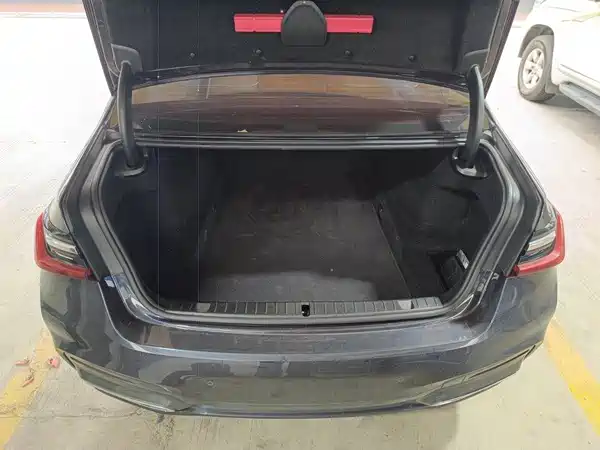BMW 7 Series 2021