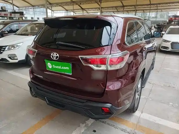 Toyota Highlander 2015