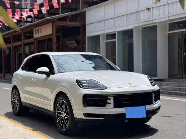 Porsche Cayenne 2024