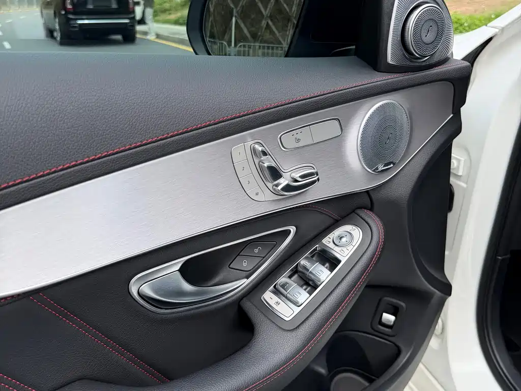 Mercedes-Benz C-Class AMG 2019 — фото 16