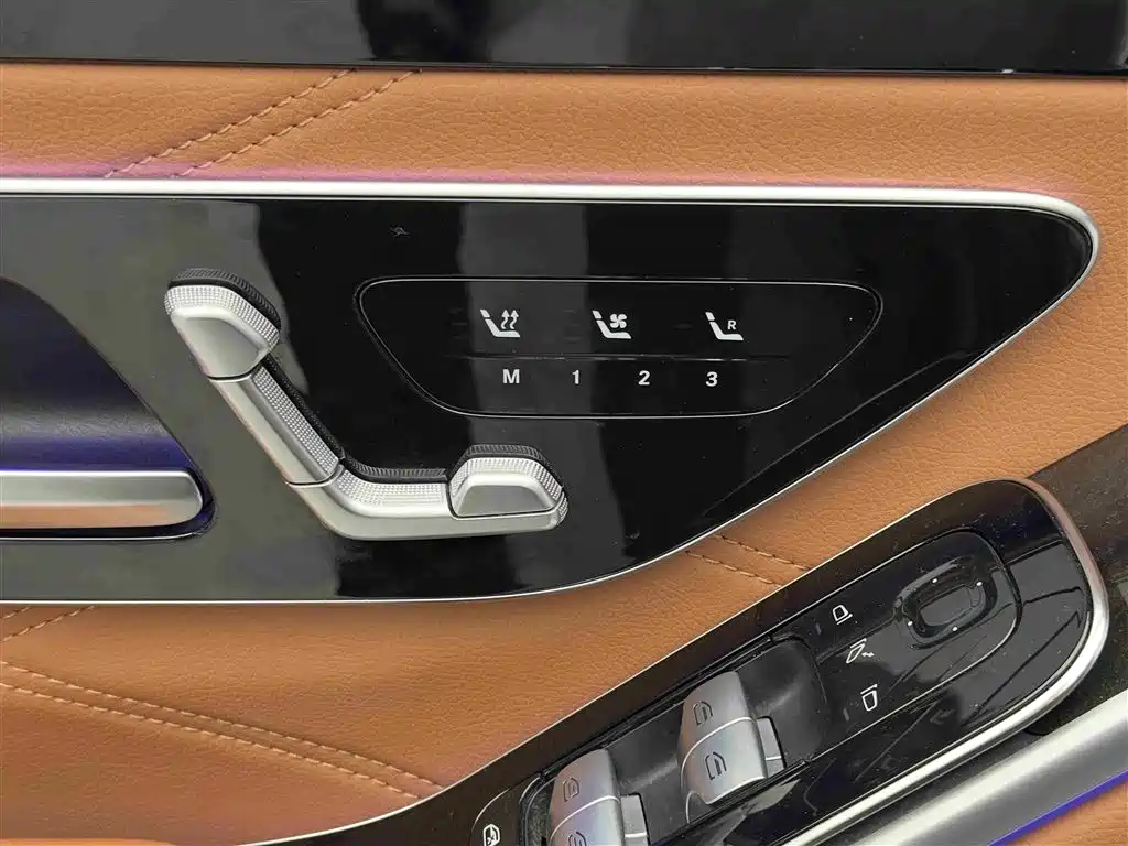 Mercedes-Benz S-Class 2024 — фото 18