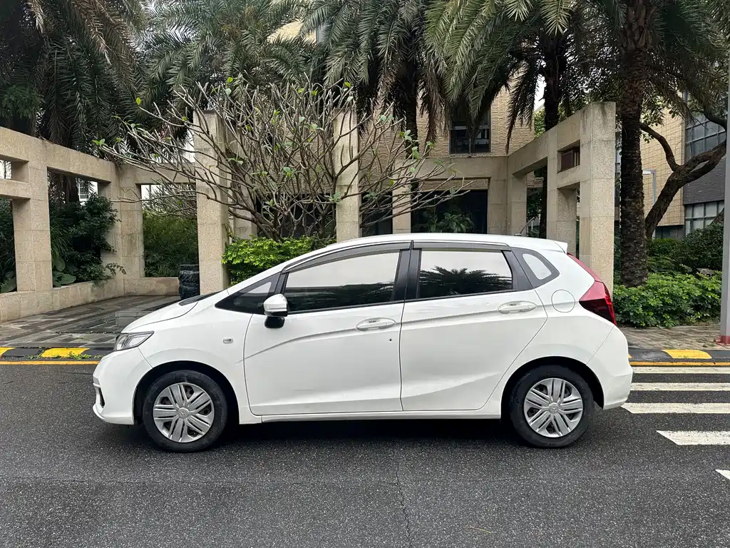 Honda Fit 2019 — фото 7