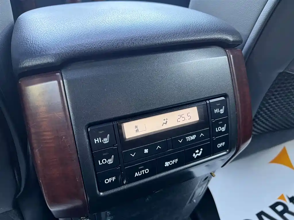 Toyota Prado 2015 — фото 24