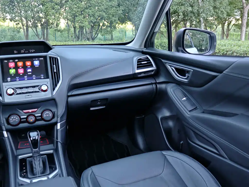 Subaru Forester 2020 — фото 20