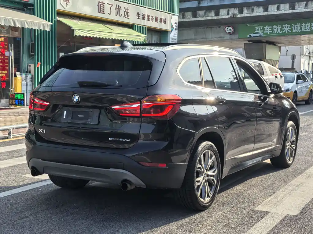 BMW X1 2019 — фото 10