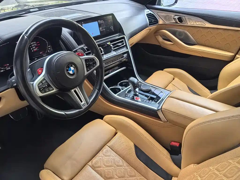 BMW M8 2021 — фото 8
