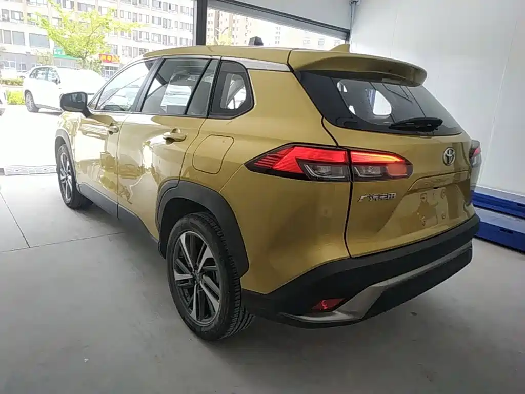 Toyota Frontlander 2022