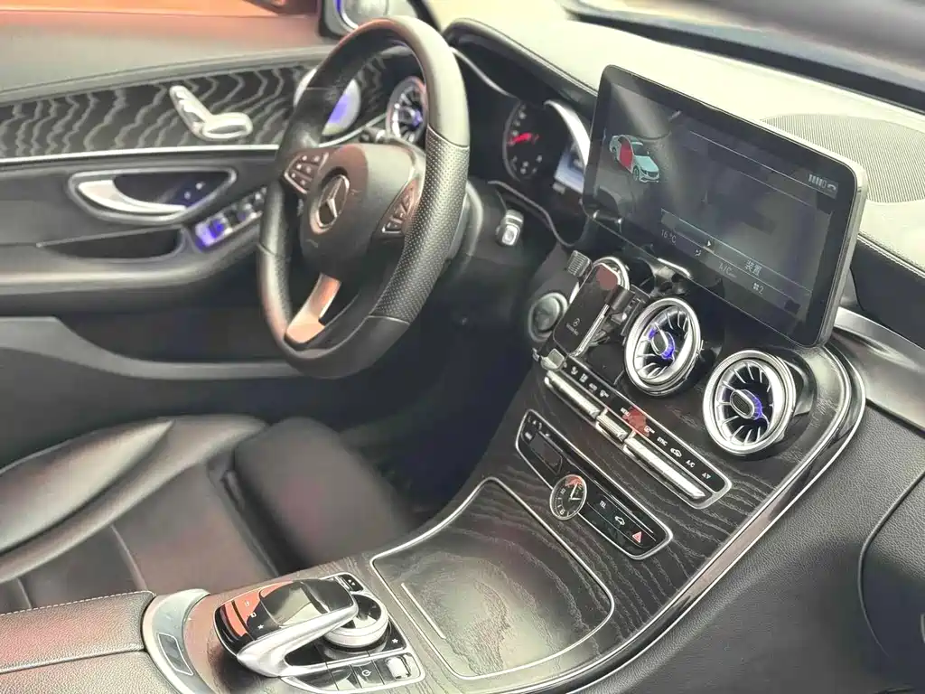 Mercedes-Benz C-Class 2015 — фото 10