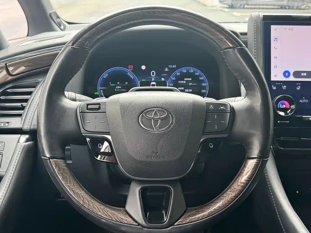 Toyota Alphard 2023 — фото 14