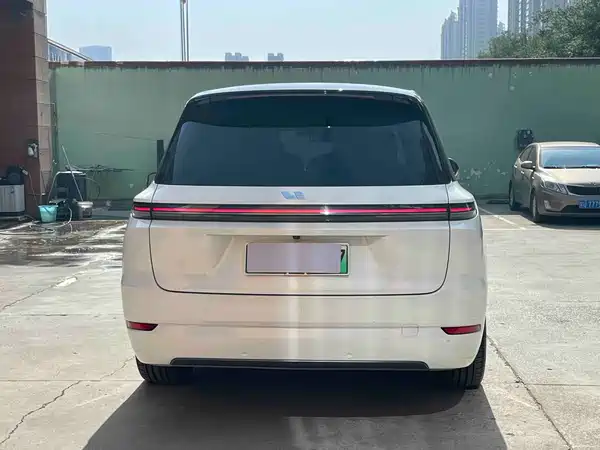 Li Auto L9 2023