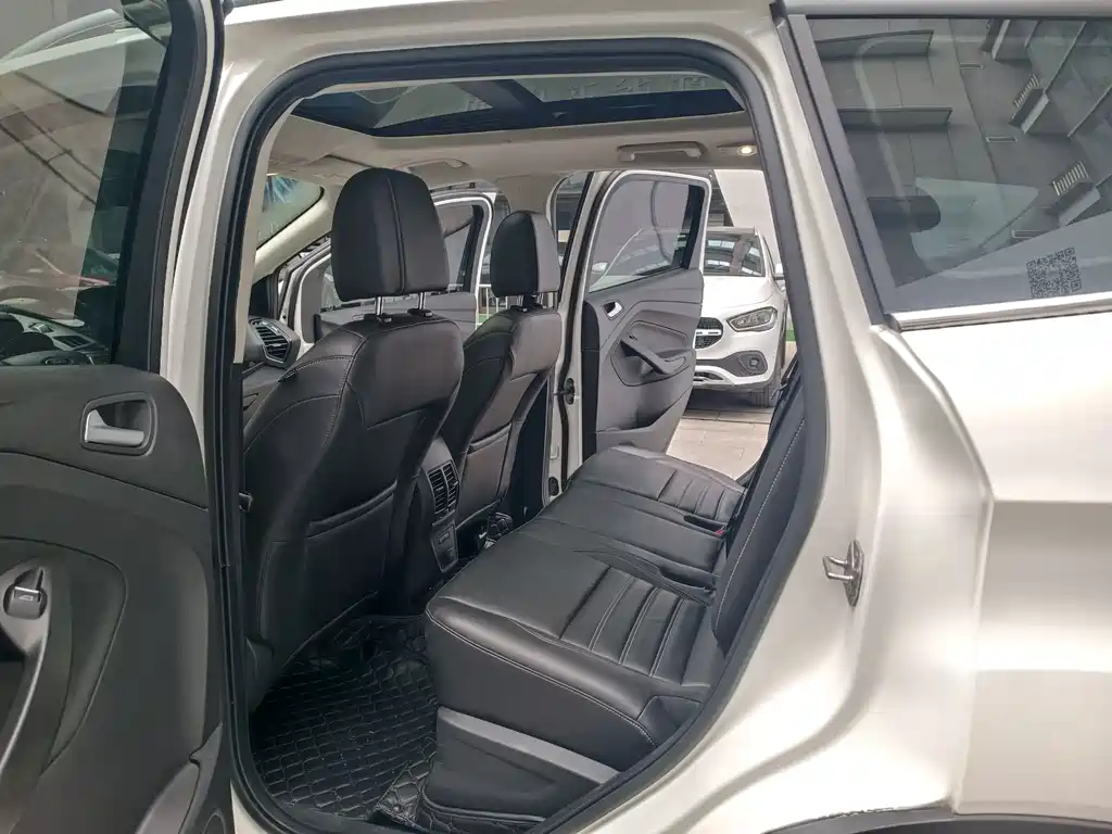 Ford Kuga 2020 — фото 10