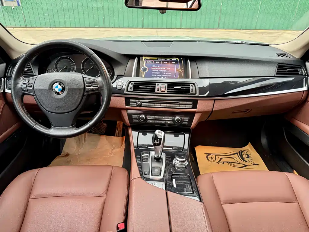 BMW 5 Series 2014 — фото 8