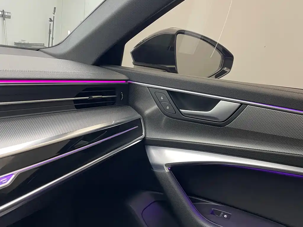 Audi A6L 2020 — фото 28