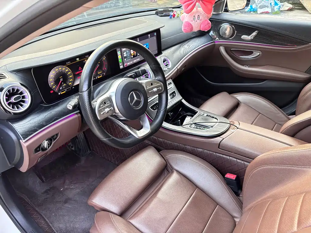 Mercedes-Benz E-Class 2019 — фото 10