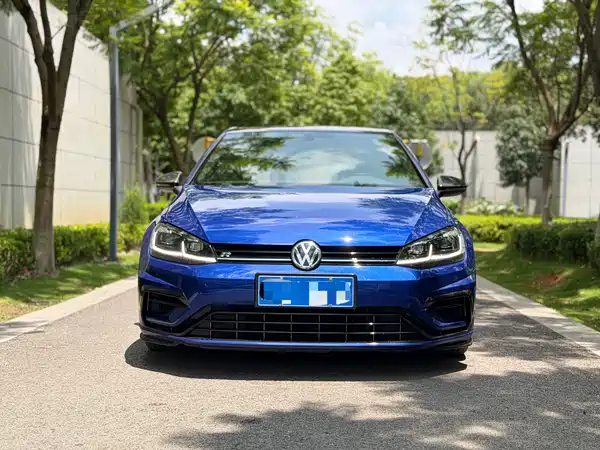 Volkswagen Golf 2020