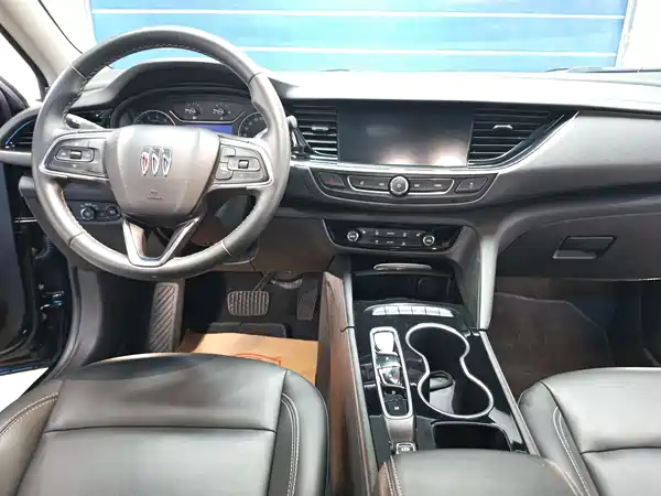 Buick Regal 2024