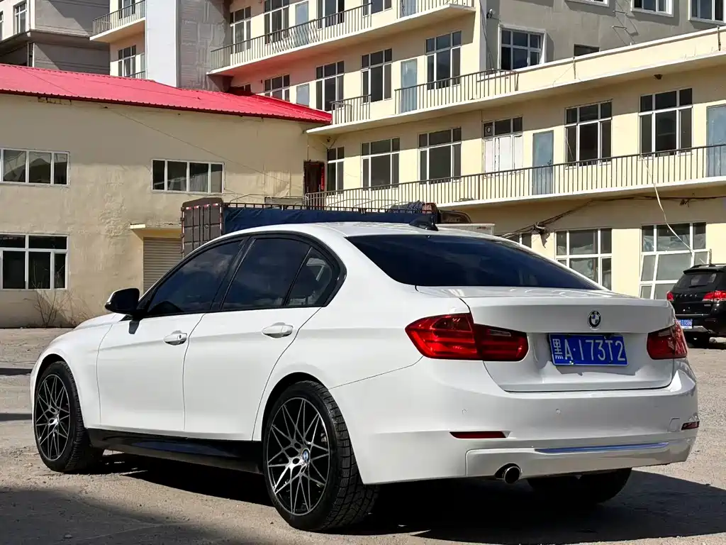 BMW 3 Series 2014 — фото 9