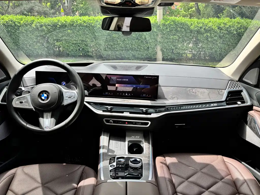 BMW X5 2025 — фото 14