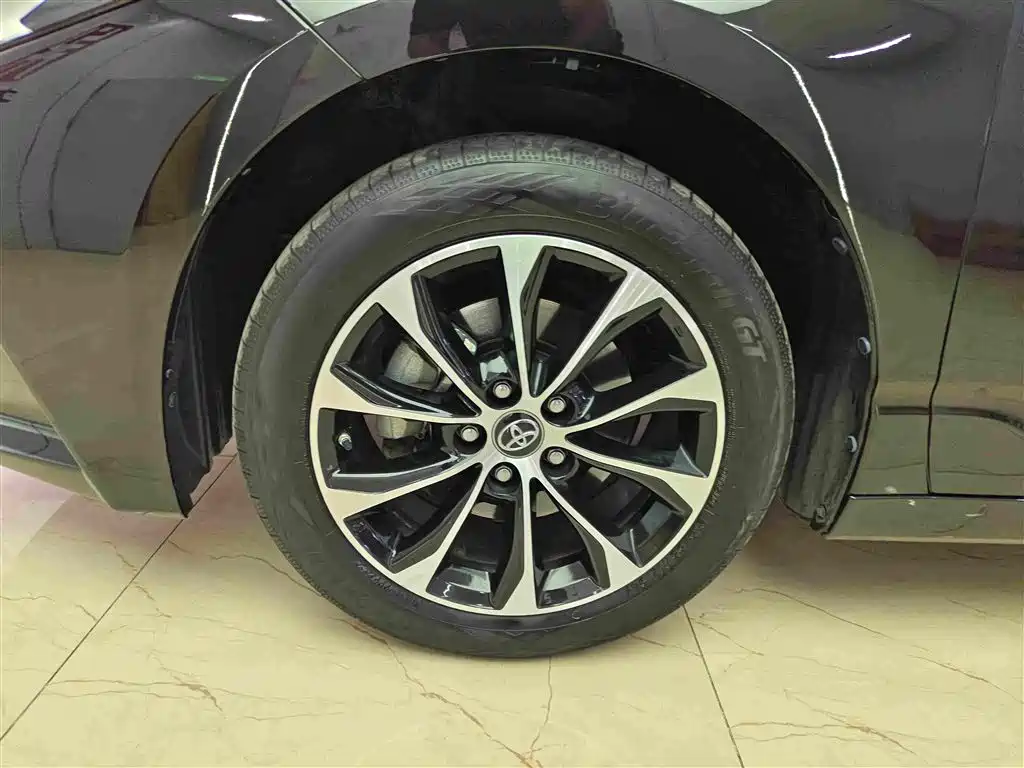Toyota Avalon 2022 — фото 14