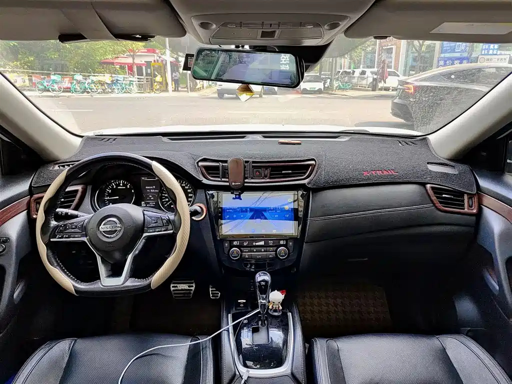 Nissan X-Trail 2018 — фото 10