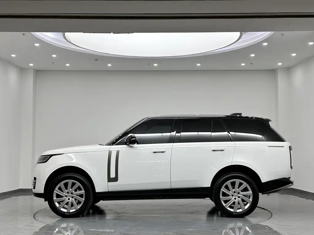 Land Rover Range Rover 2024 — фото 5